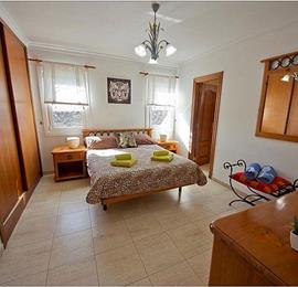 3 Bedroom Villa with Pool in Puerto del Carmen, Sleeps 6-7